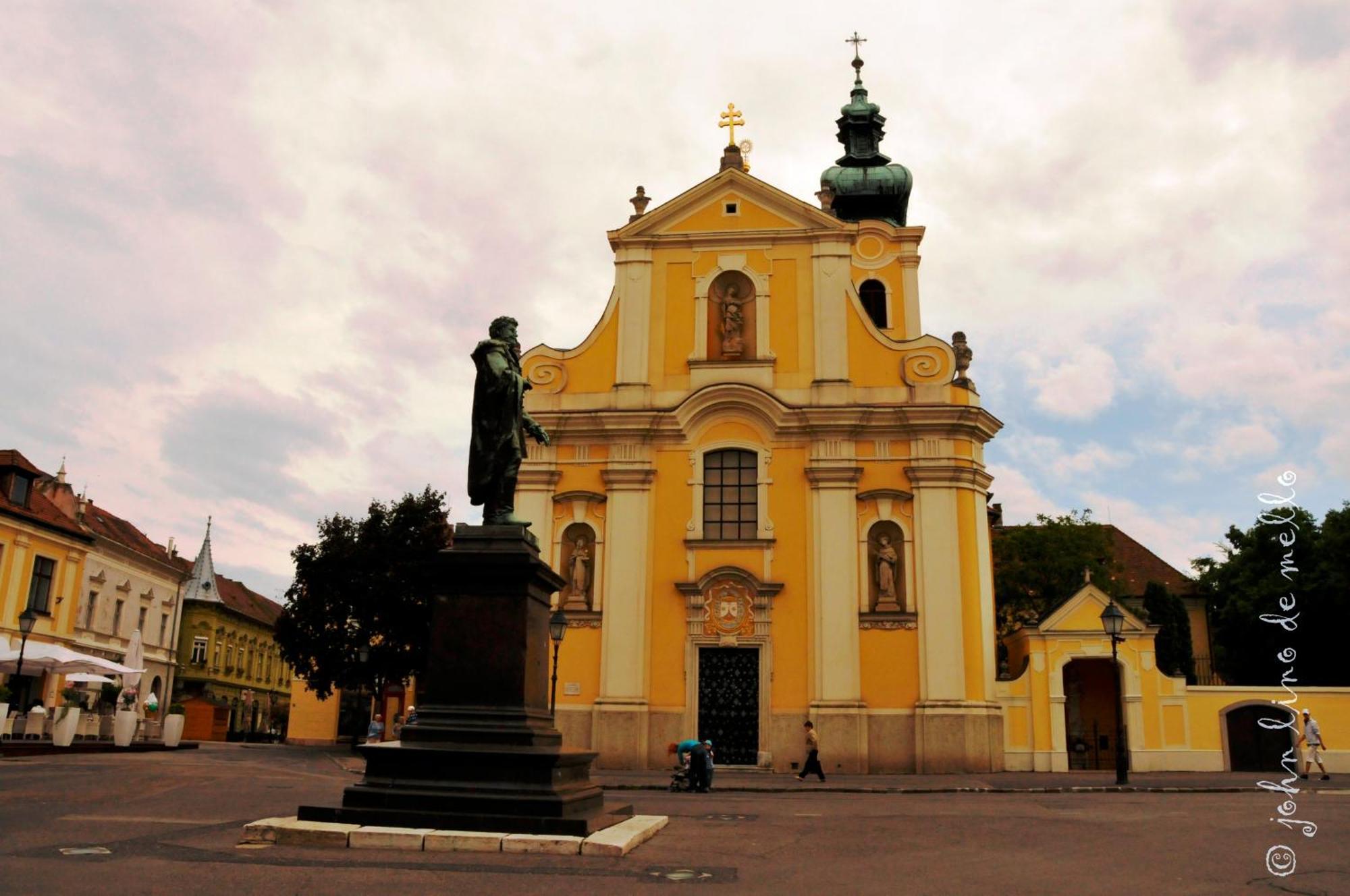 Buda Panzio Gyor Exterior photo